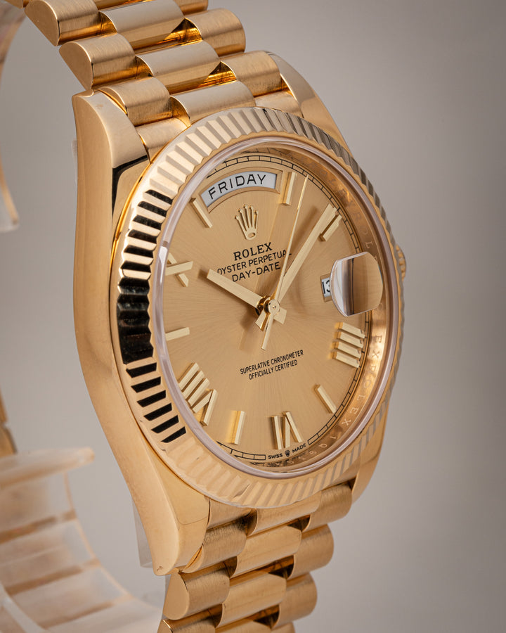 Rolex 18k Yellow Gold Day-Date 40 (228238)