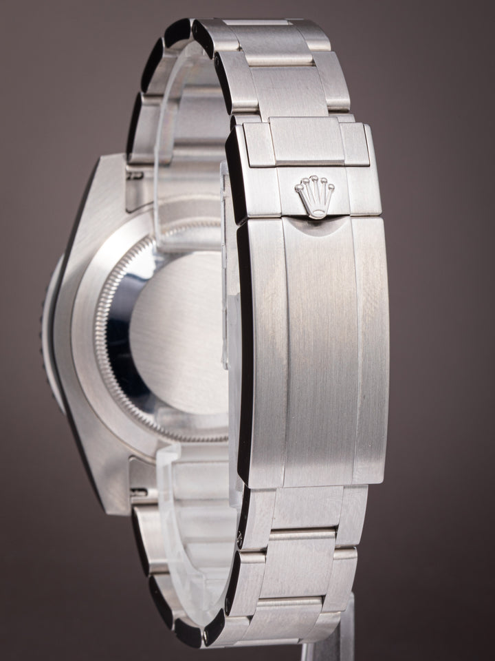 Rolex Stainless Steel Submariner Date (116610LV)