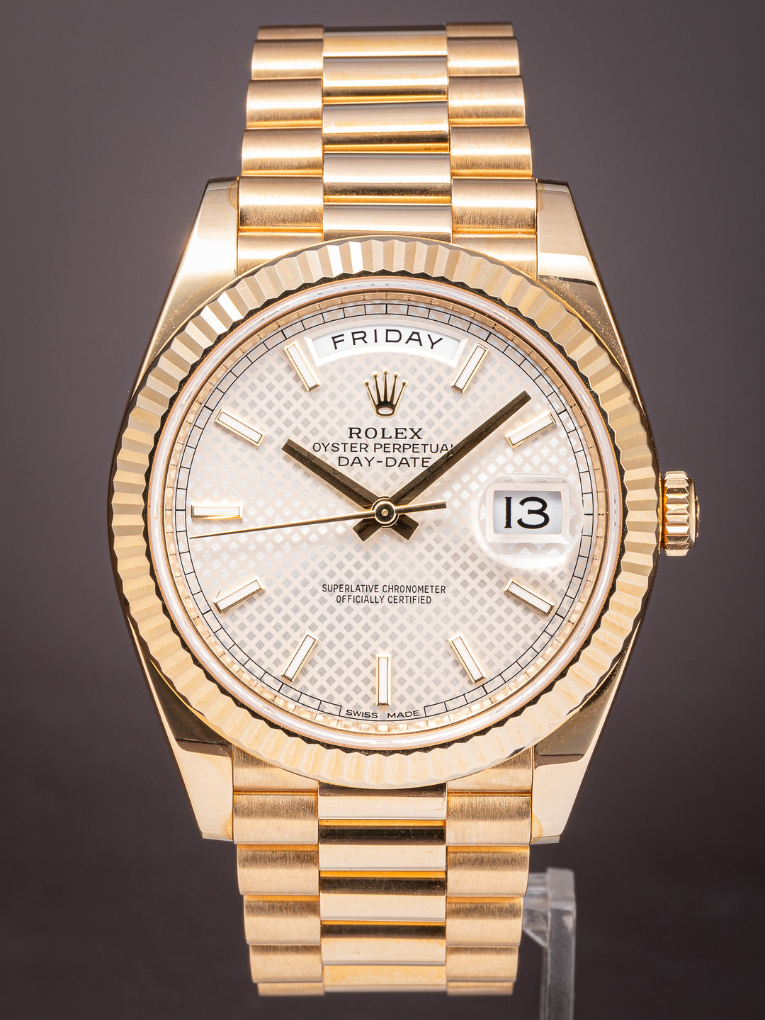 Rolex 18k Yellow Gold Day-Date 40 (228238)