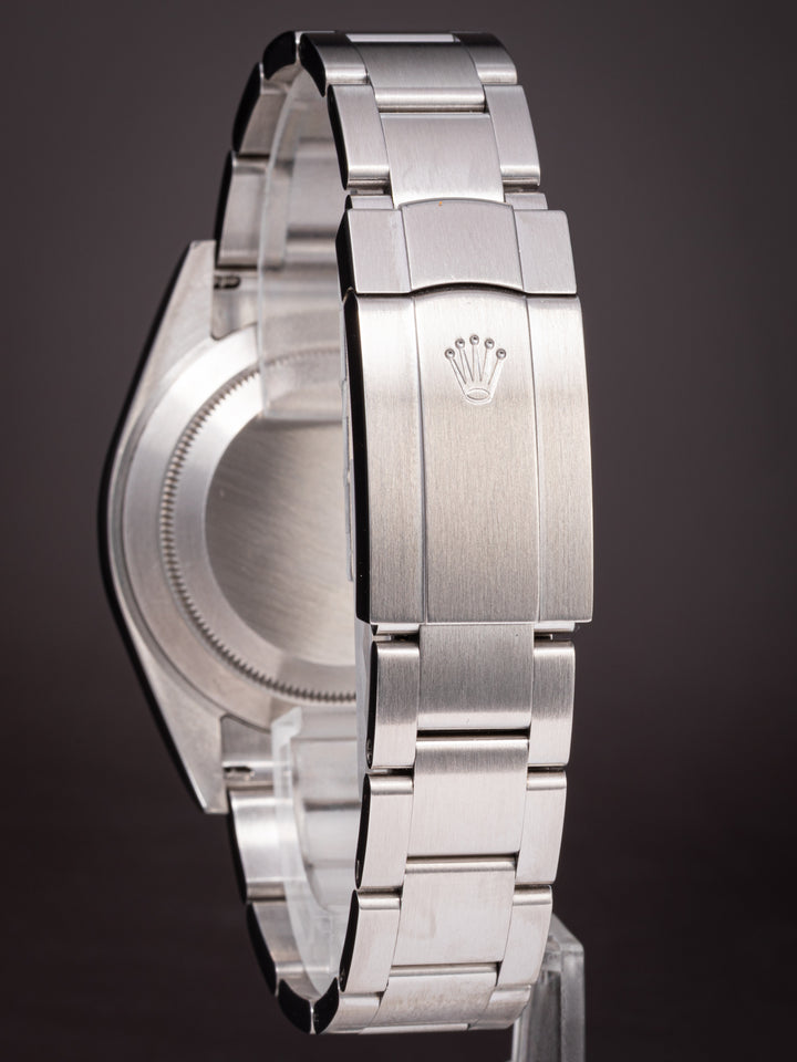 Rolex Stainless Steel Oyster Perpetual 39 (114300)