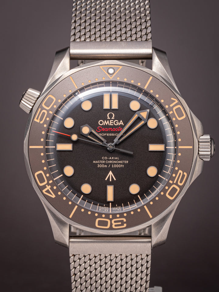 Omega Titanium Seamaster 300M "No Time to Die" 007 Edition (210.90.42.20.01.001)