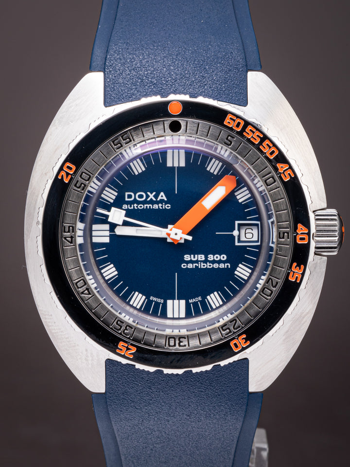 DOXA Stainless Steel Sub 300 Caribbean (821.10.201.32)