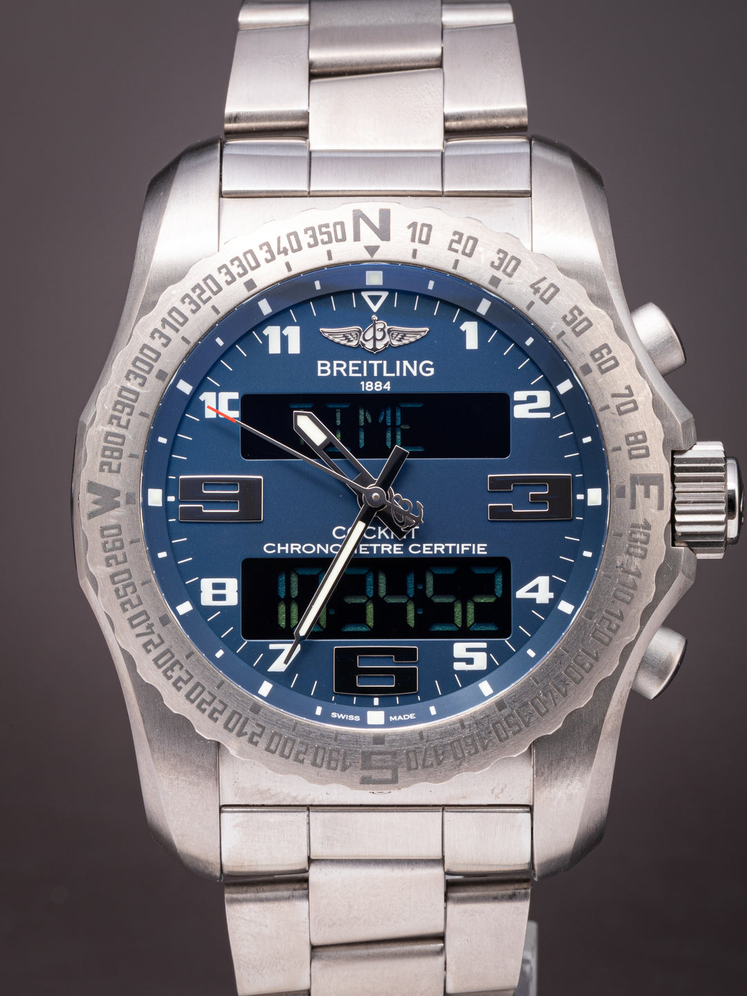 Breitling Titanium Professional Cockpit B50 (EB5010)