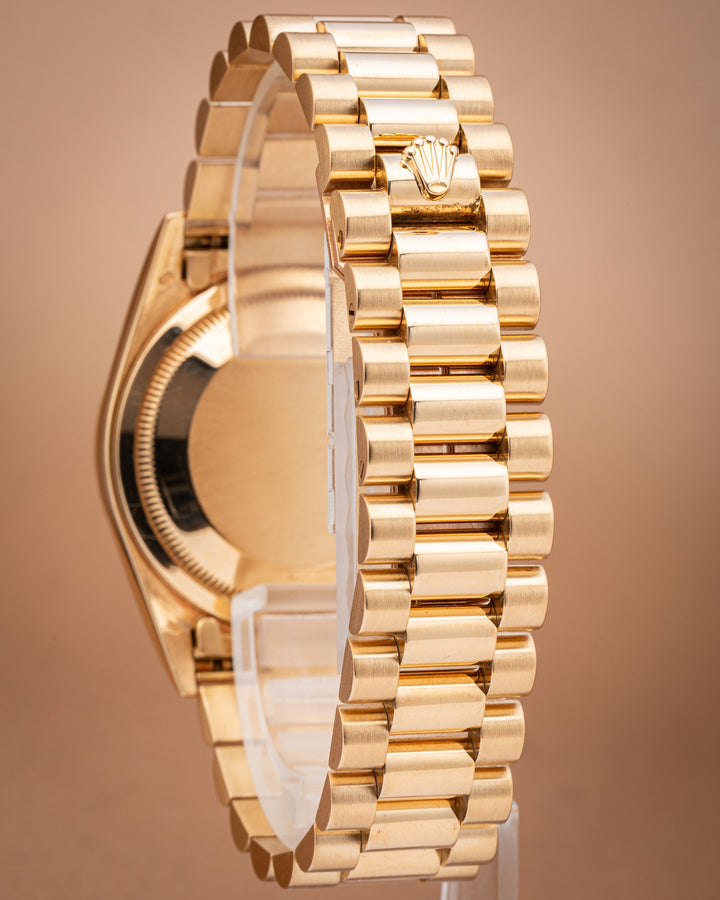 Rolex 18k Yellow Gold Day-Date (18238)