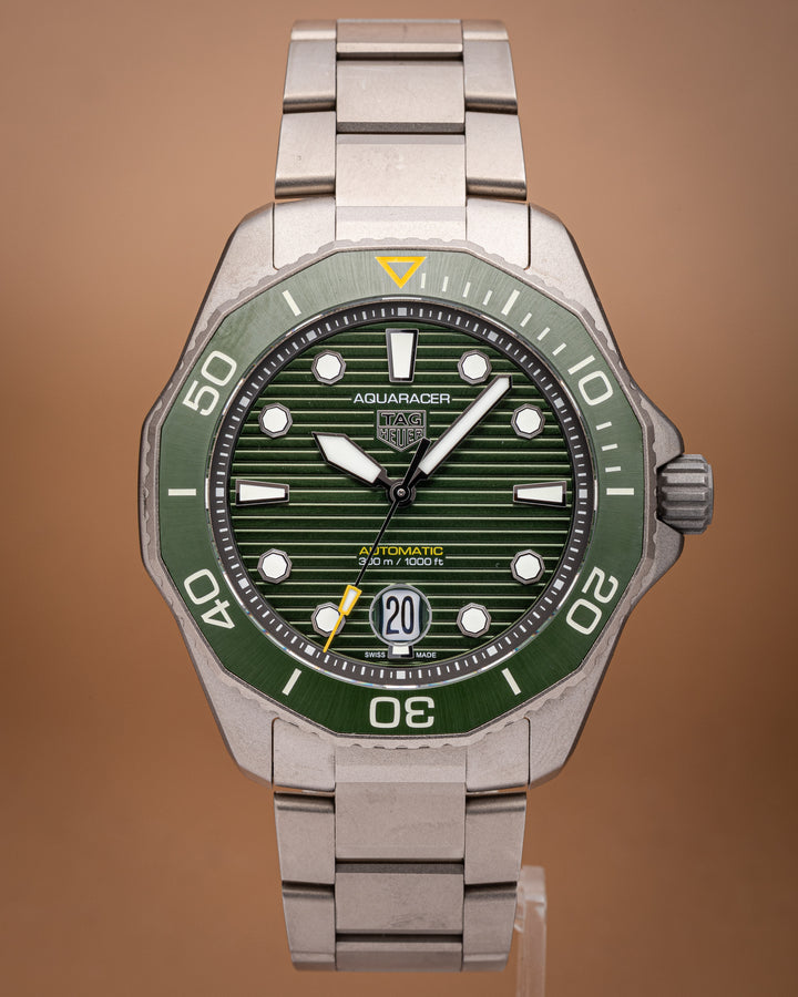 TAG Heuer Titanium Aquaracer Professional 300 (WPB208B)