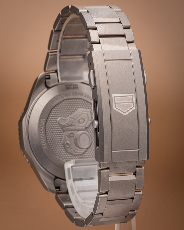 TAG Heuer Titanium Aquaracer Professional 300 (WPB208B)