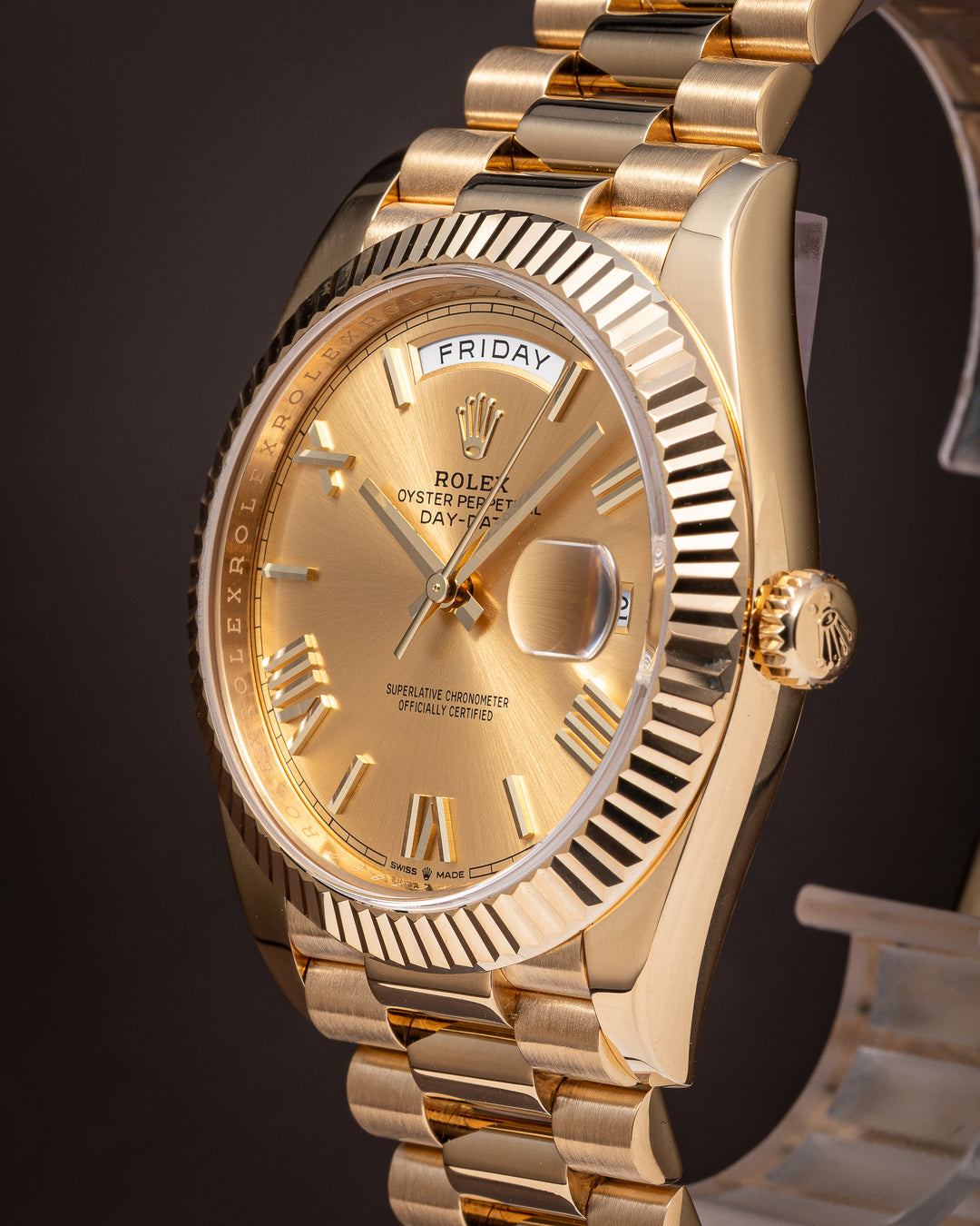 Rolex 18k Yellow Gold Day-Date 40 (228238)