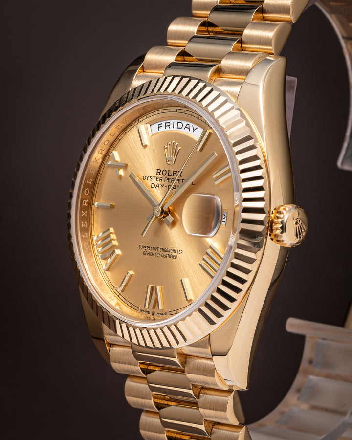Rolex 18k Yellow Gold Day-Date 40 (228238)