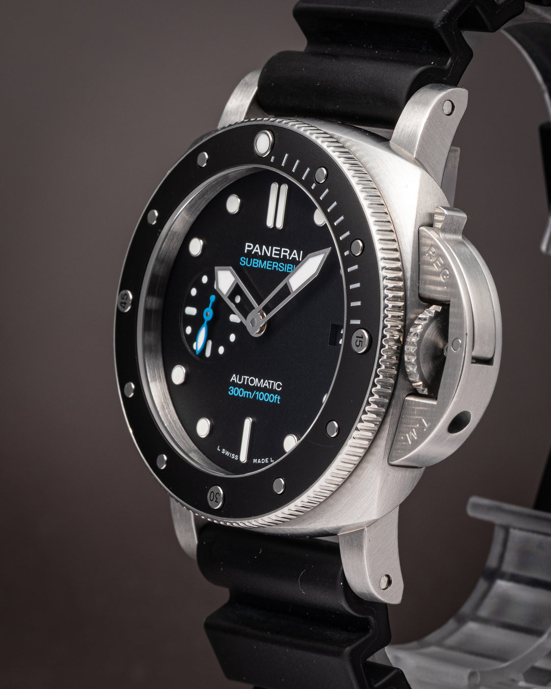 Panerai Stainless Steel Submersible Automatic 42 (PAM00683)