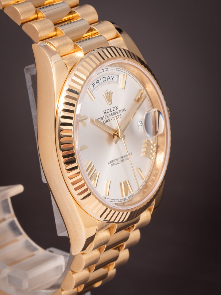 Rolex 18k Yellow Gold Day-Date 40 (228238)