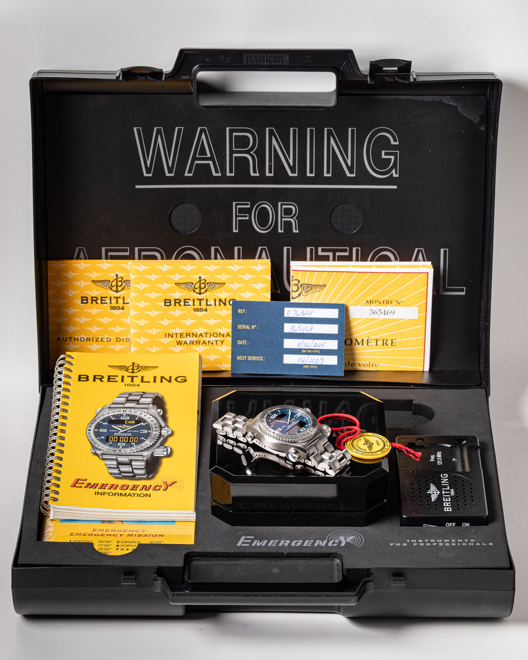 Breitling Titanium Emergency Superquartz (E76321)