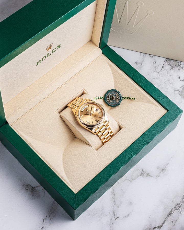 Rolex 18k Yellow Gold Day-Date 40 (228238)