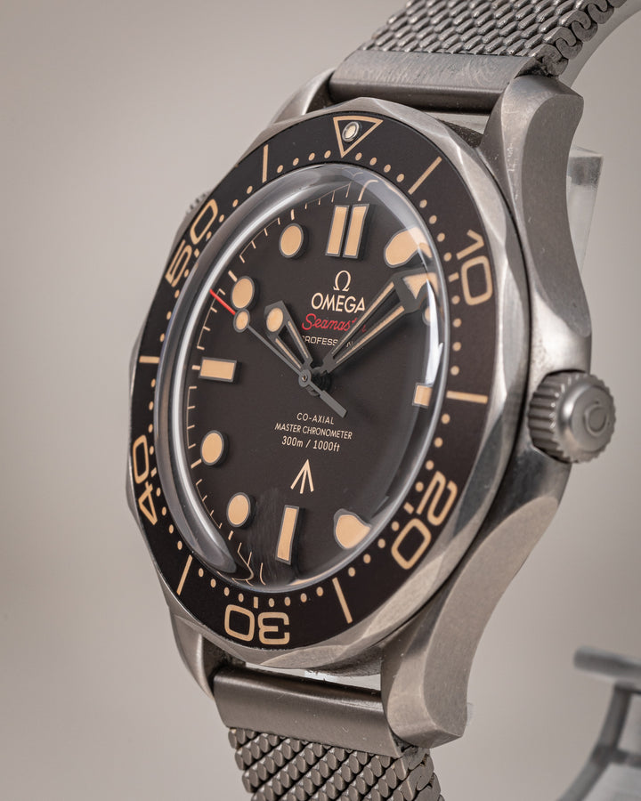 Omega Titanium Seamaster 300M "No Time to Die" 007 Edition (210.90.42.20.01.001)