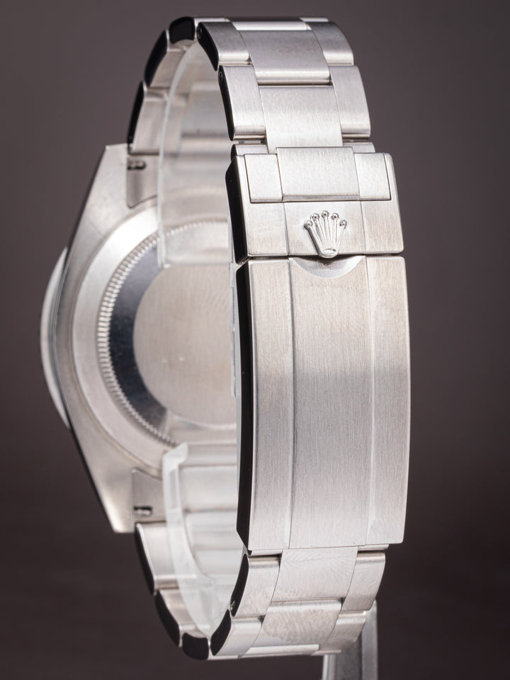 Rolex Stainless Steel Oyster Perpetual Submariner (124060)