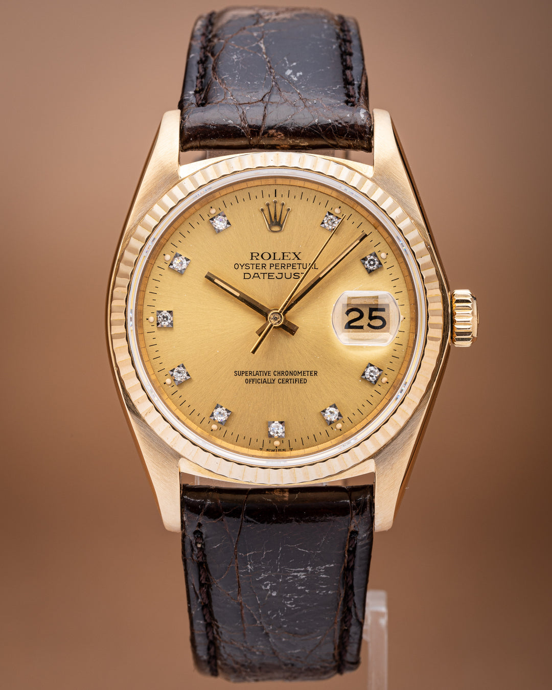 Rolex 18k Yellow Gold Datejust (16018)