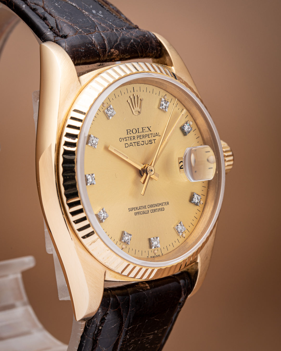Rolex 18k Yellow Gold Datejust (16018)