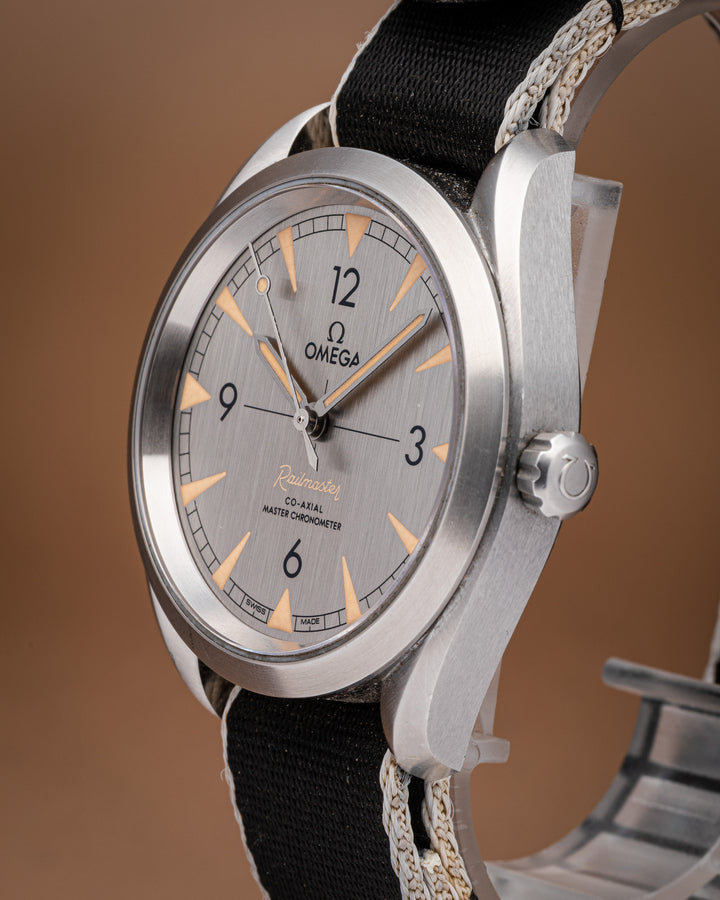 Omega Stainless Steel Railmaster 40 (220.12.40.20.06.001)