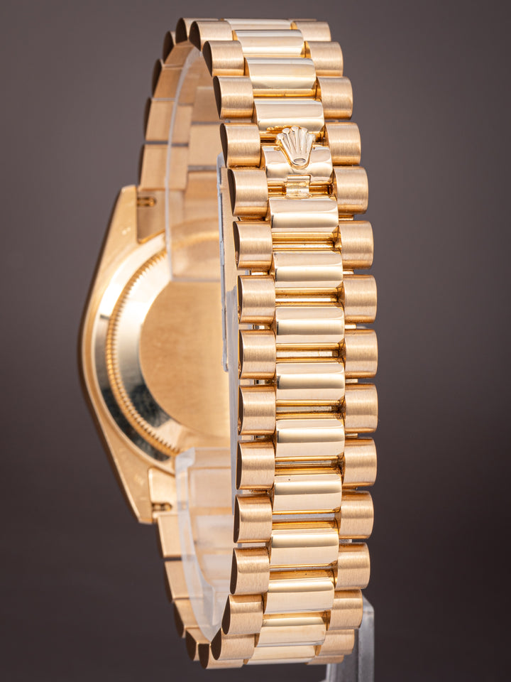Rolex 18k Yellow Gold Day-Date (118238)