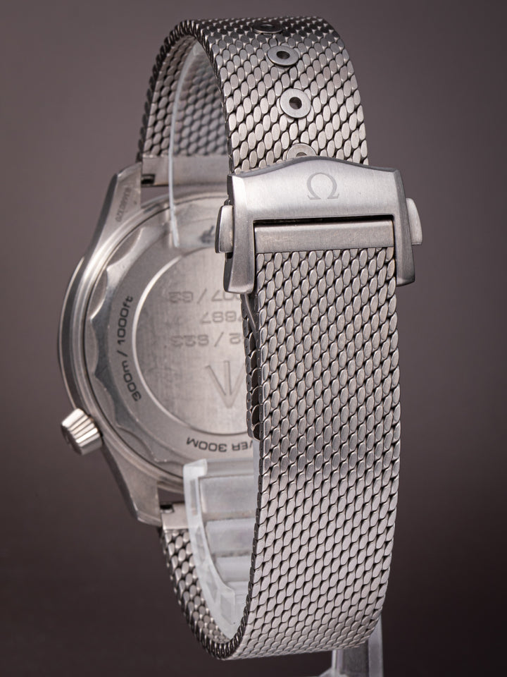 Omega Titanium Seamaster 300M "No Time to Die" 007 Edition (210.90.42.20.01.001)