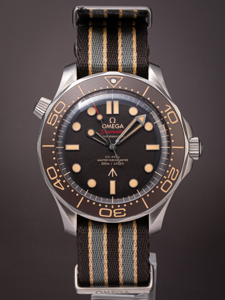 Omega Titanium Seamaster 300M "No Time to Die" 007 Edition (210.90.42.20.01.001)