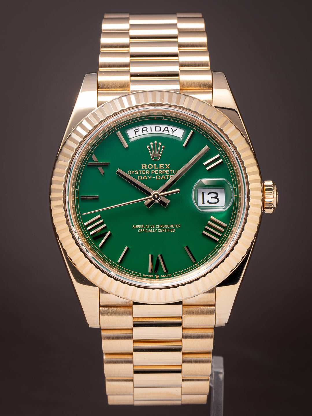 Rolex 18k Yellow Gold Day-Date 40 (228238)