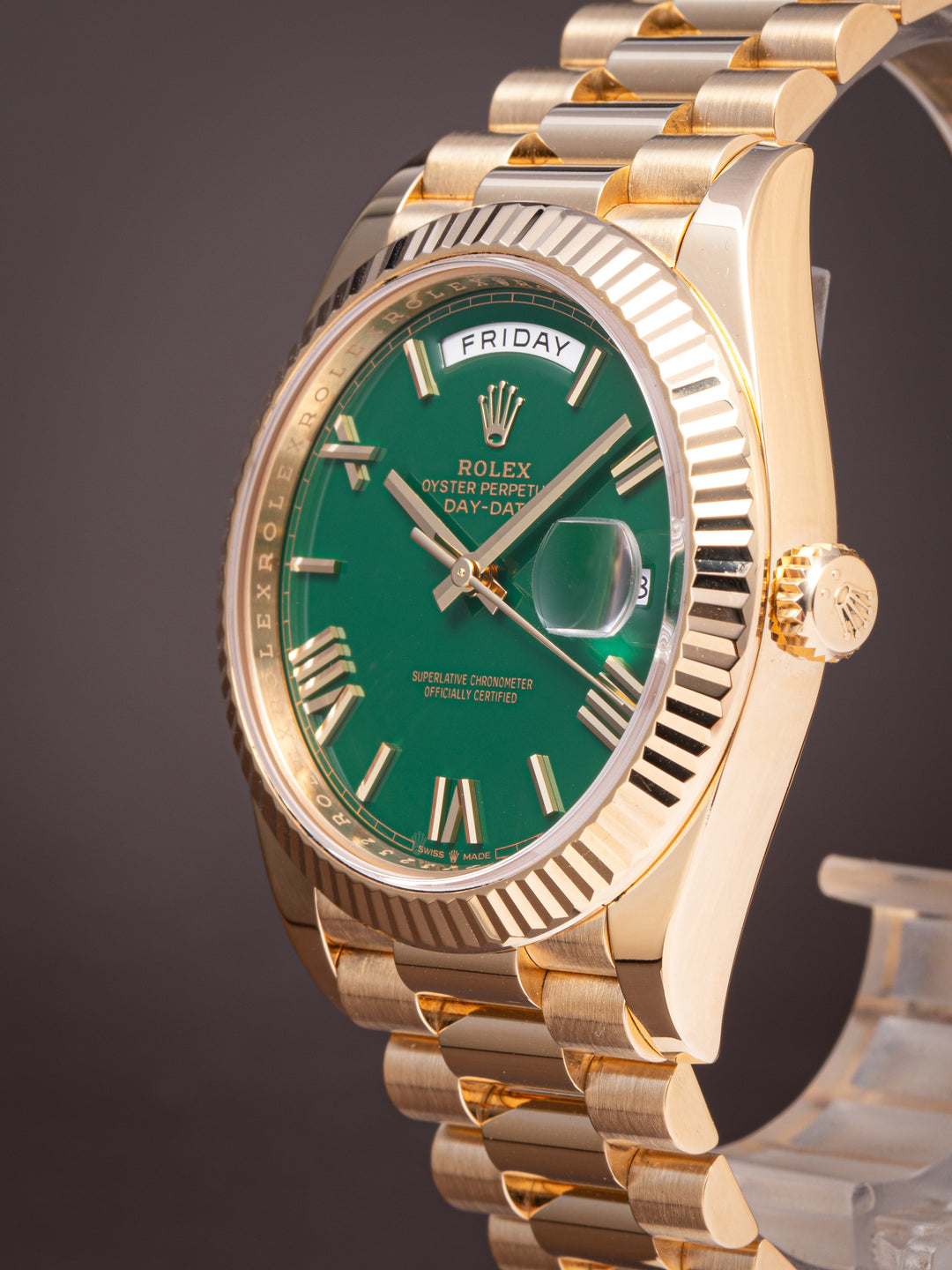 Rolex 18k Yellow Gold Day-Date 40 (228238)