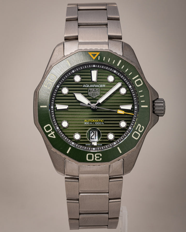 TAG Heuer Titanium Aquaracer Professional 300 (WPB208B-0)