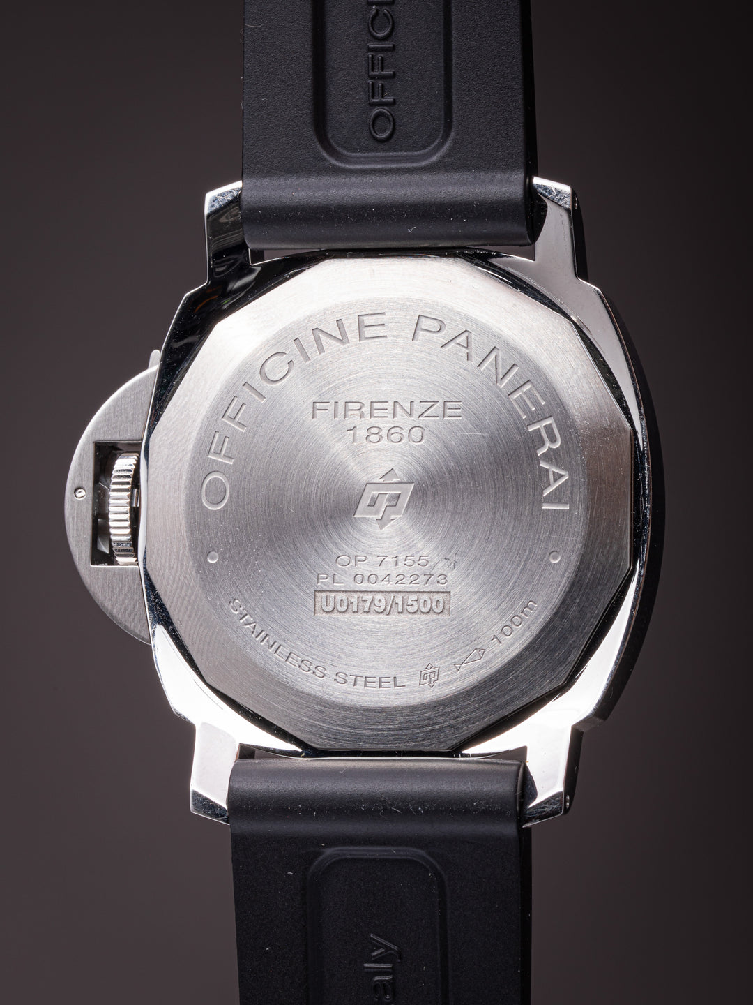 Panerai Stainless Steel Luminor Base Logo 44 (PAM0773)