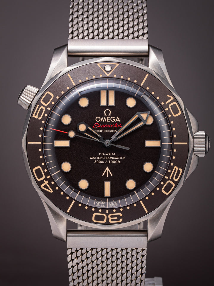 Omega Titanium Seamaster 300M "No Time to Die" 007 Edition (210.90.42.20.01.001)