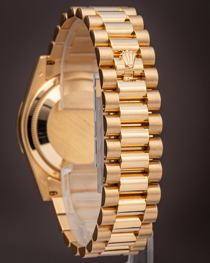Rolex 18k Yellow Gold Day-Date (118348)