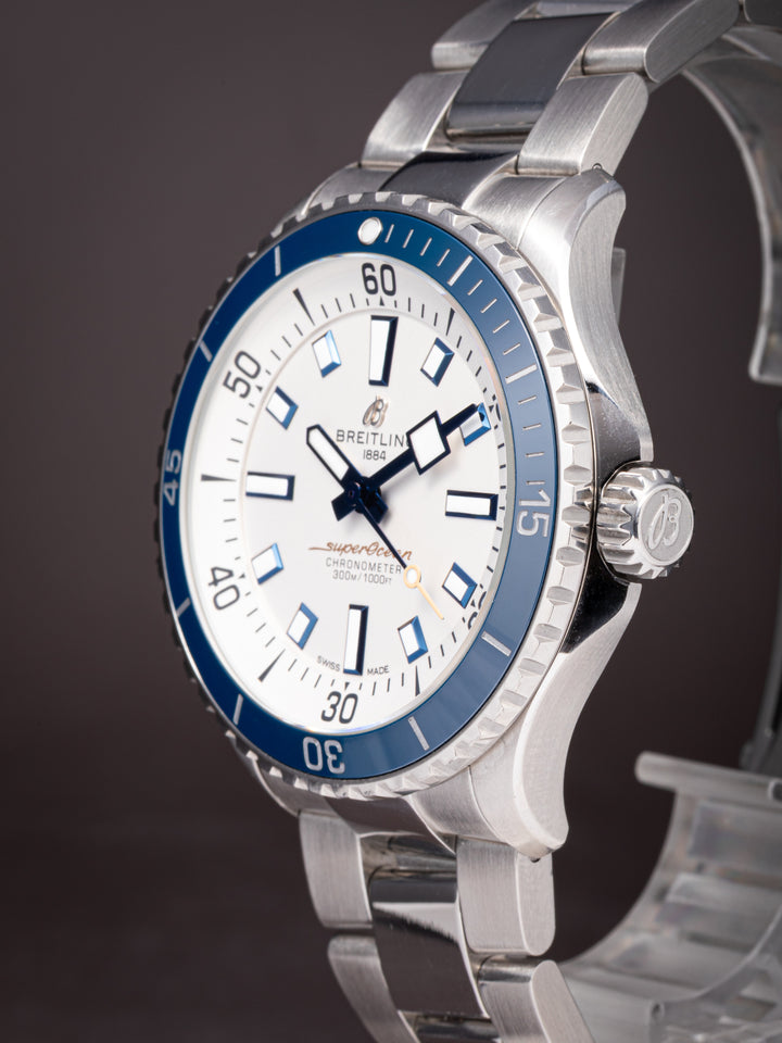 Breitling Stainless Steel Superocean Automatic 42 (A17375)