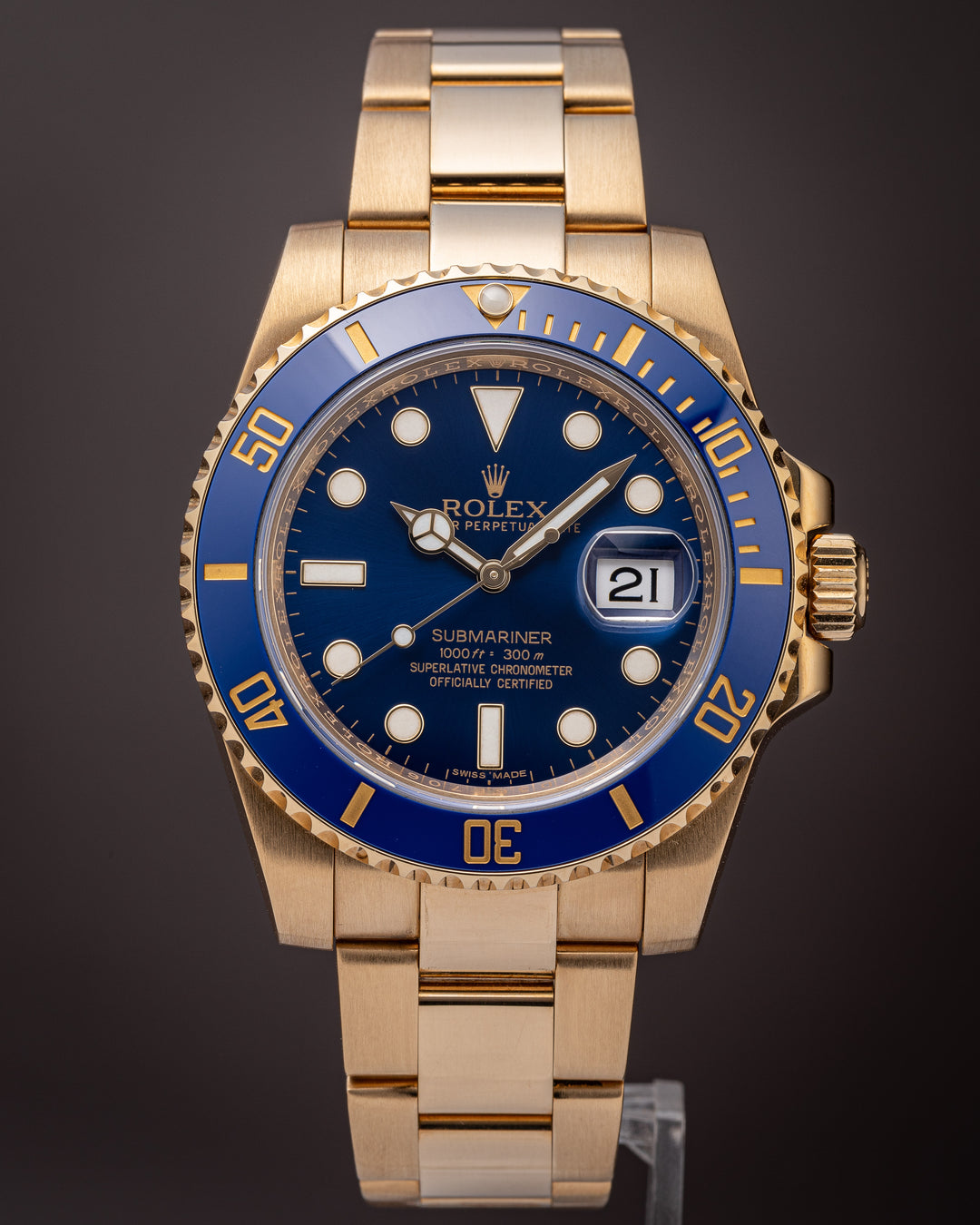 Rolex 18k Yellow Gold Submariner Date (116618LB)
